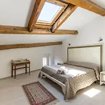 Zwischen Meer- Seen Und Bergen By Interhome Apartman