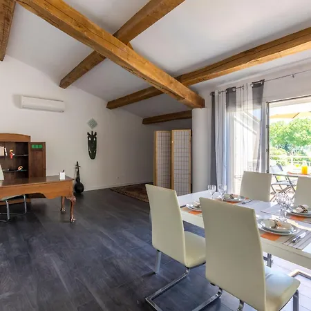 Zwischen Meer- Seen Und Bergen By Interhome 아파트 *